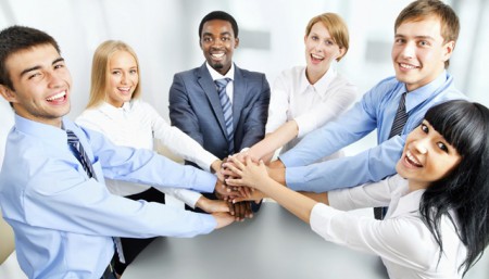  CONSTRUINDO PONTES NO TRABALHO: O TEATRO COMO FACILITADOR DAS RELAÇÕES PROFISSIONAIS (WORKSHOP)
